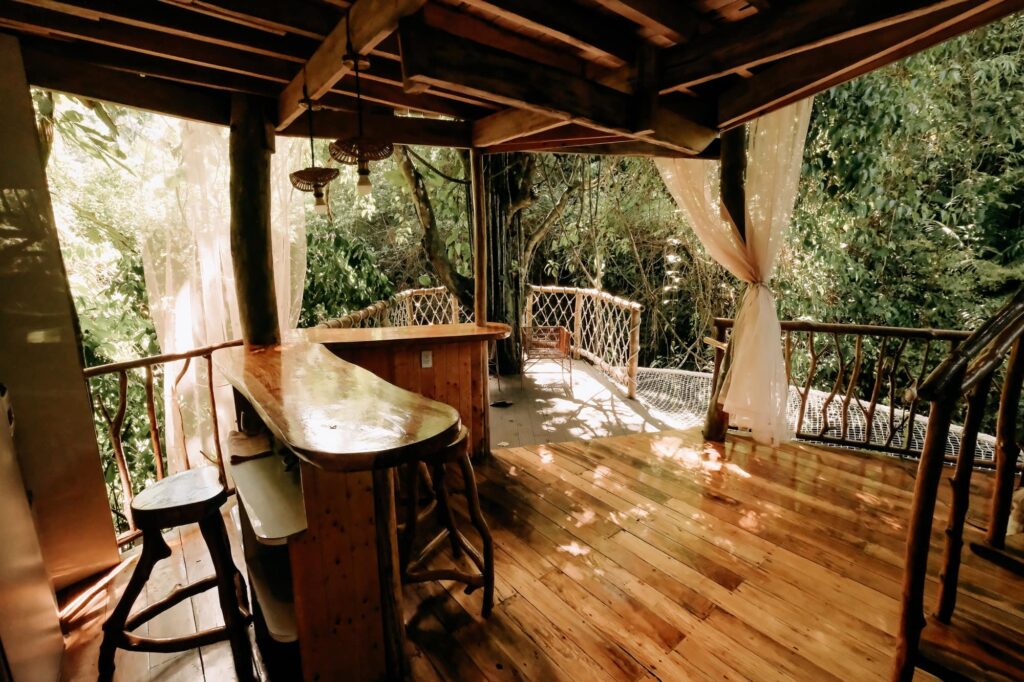 Treehouse de Valentine lighting