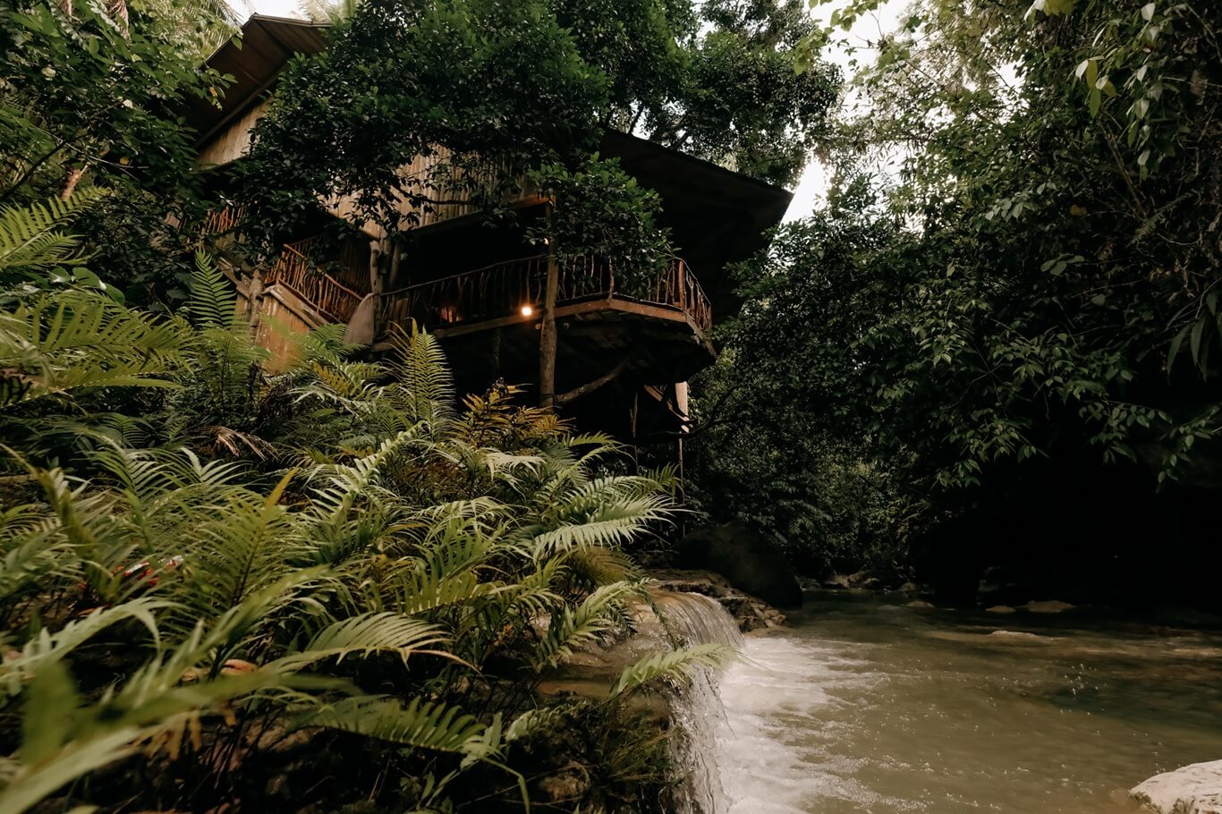 Treehouse de Valentine Philippines resort vacation