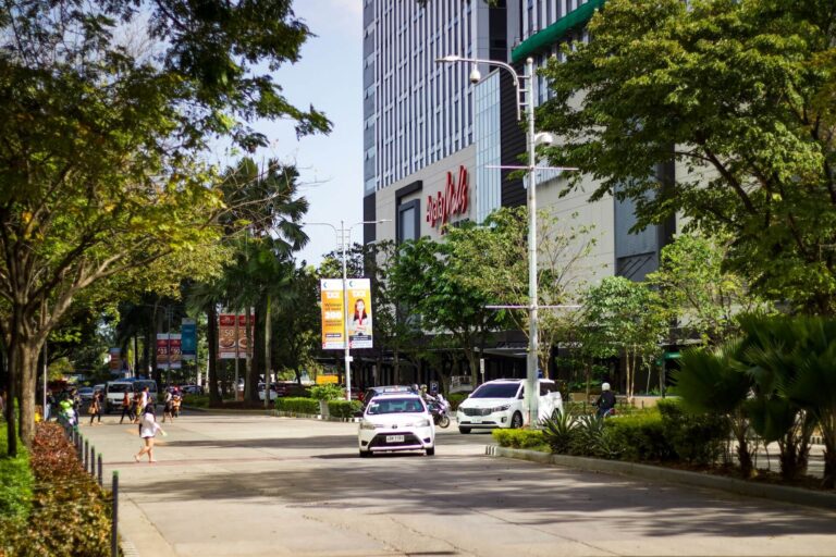 resort near Ayala Center and SM Seaside Cebu City
