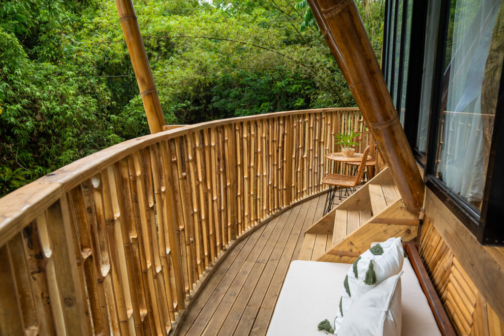 Treehouse de Valentine No. 1